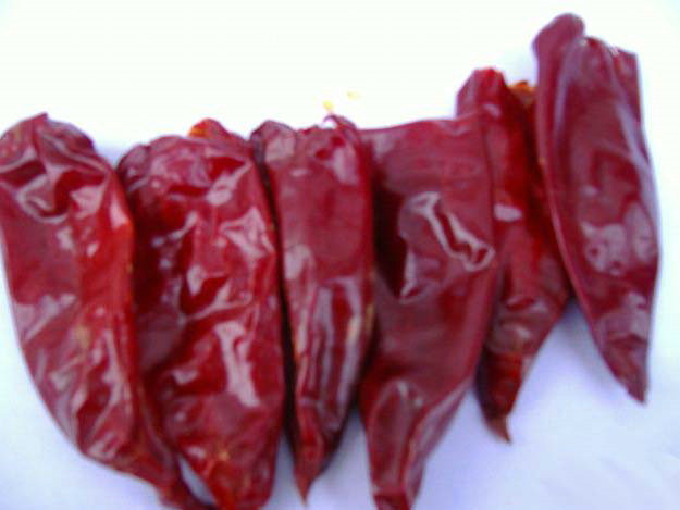 Верхнее качественное темное - красный Yidu обезводил красную сладкую паприку для извлечения пигмента